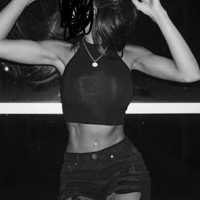 Çekici ve Güvenilir Erdemli Escort - Akşamlarınıza Renk Katan Kadın