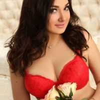 Mezitli Escort Partneri, Zarif ve Çekici Dilek